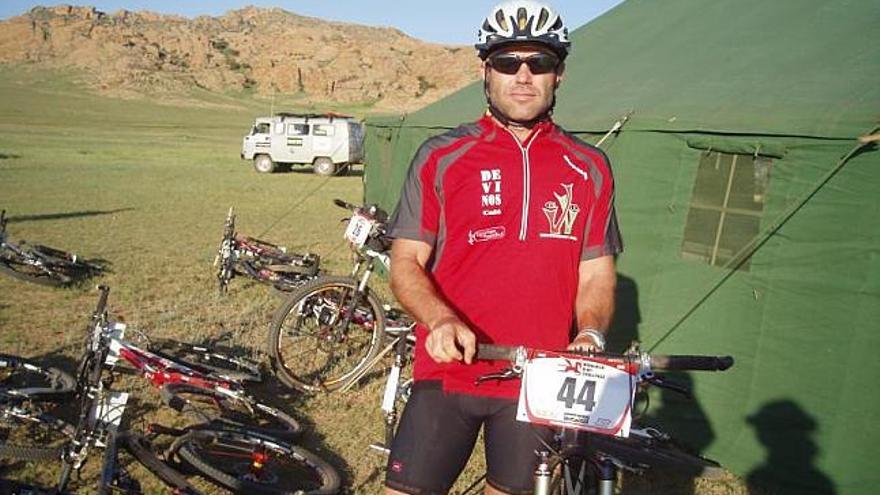 Francisco Javier Almarza Acedo en la I prueba de la Mongolia Bike Challenge.
