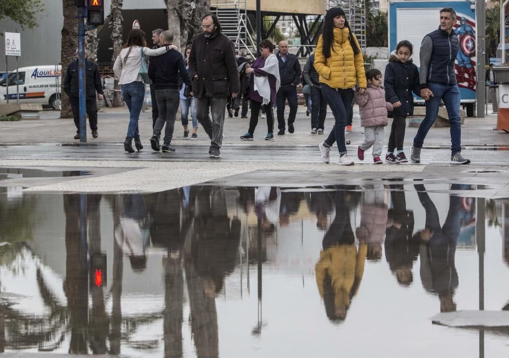 Las precipitaciones podrían alcanzar los 100 litros por metro cuadrado en doce horas en el norte de la provincia, mientras que en el sur se eleva la alerta por fenómenos costeros.