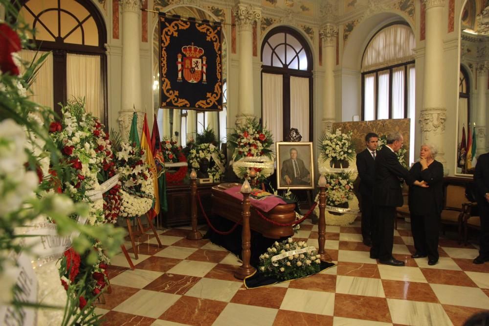 Capilla ardiente de Manuel Alcántara