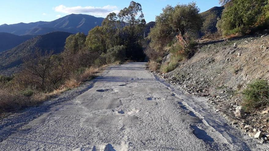 La Diputación destina 2,7 millones de euros a la mejora de caminos rurales en Álora y Alhaurín