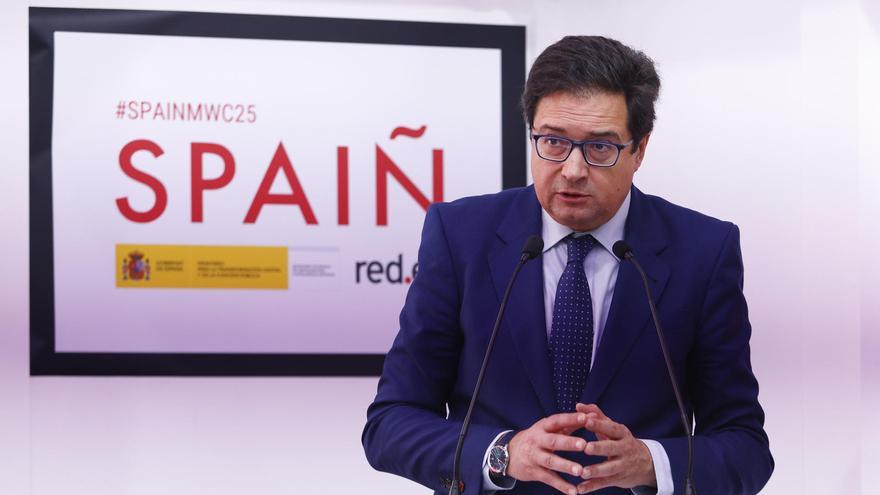 El Gobierno da alas al gran plan de Telefónica y respalda crear “empresas muy potentes” frente a EEUU y China