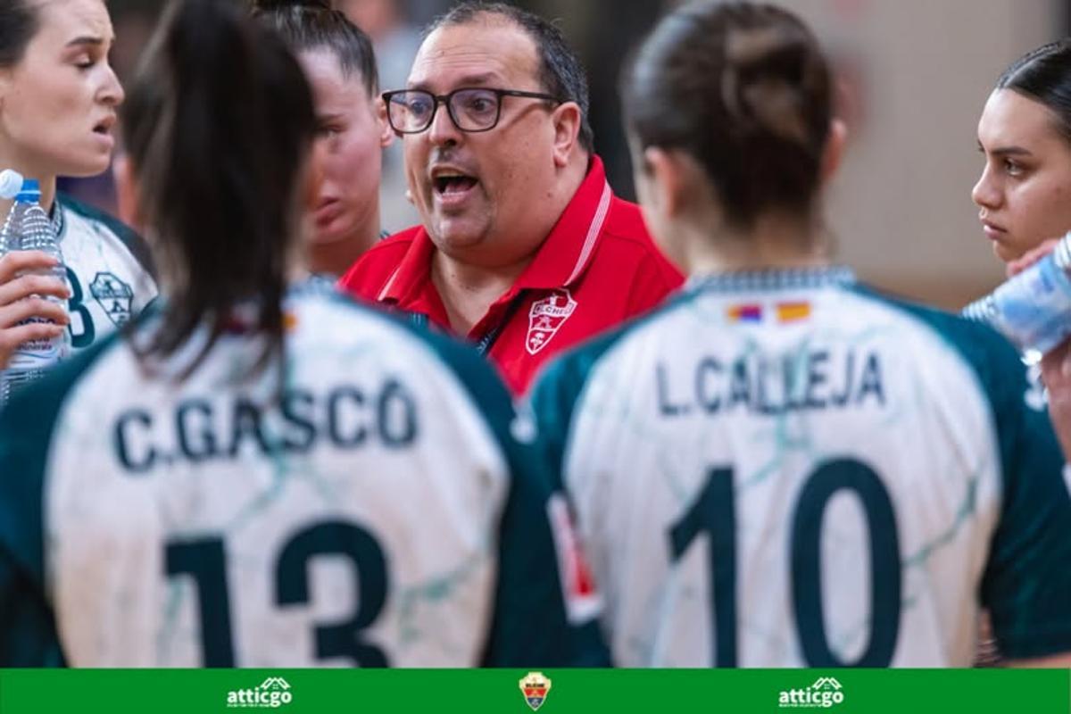 Alberto Zabalegui sustituirá la baja paternal de  Joaquín Rocamora.