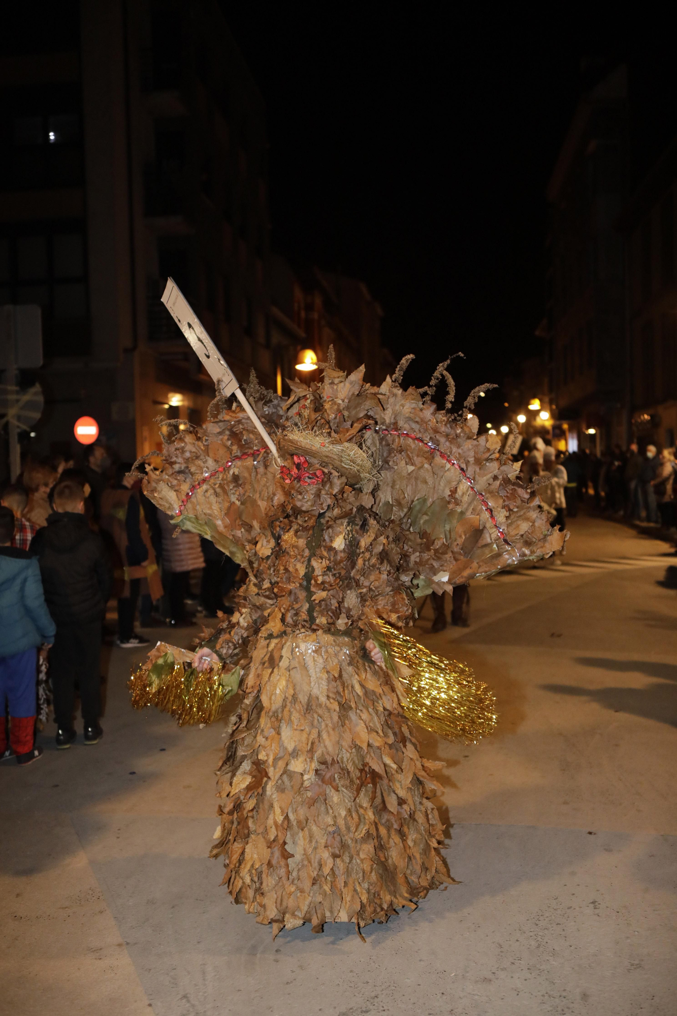 Desfile de Antroxu en Laviana