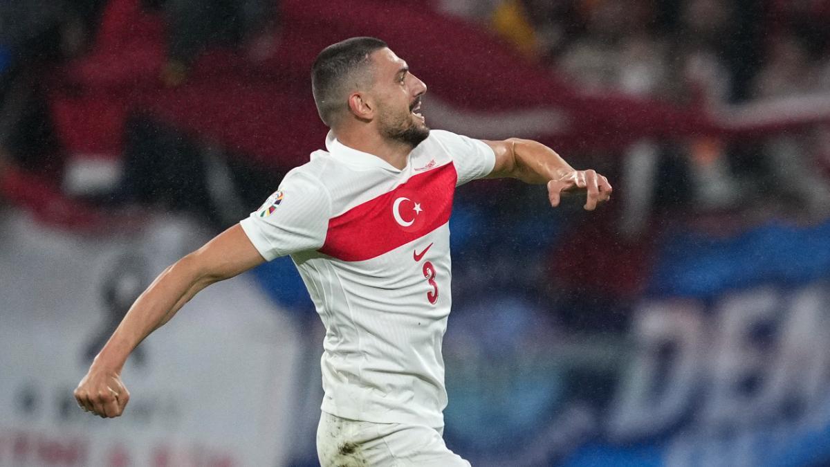 Demiral, celebrando su segundo gol ante Austria