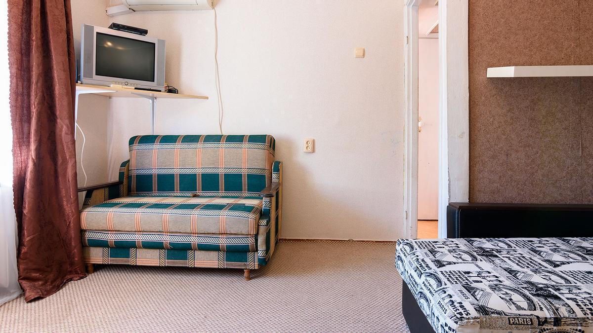 Estallan por el "peor" hotel de Asturias que tiene "colchón viejo de muelles con mas uso que la M30": "Las camas se movían como las maracas de machín"