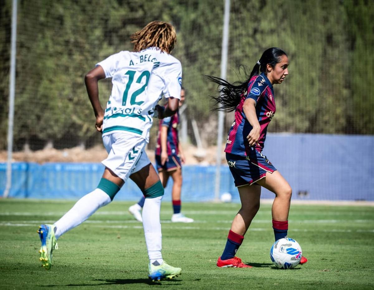 Daniela Castellanos en su primer partido como granto frente a la SD Eibar