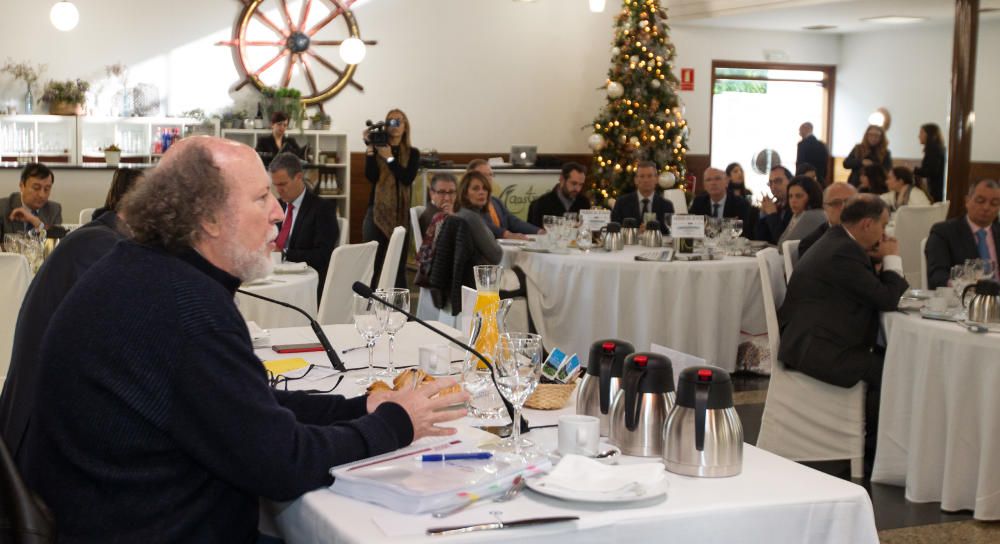 Antonio Alaminos analiza en el Foro Club INFORMACIÓN el papel de las encuestas electorales en España