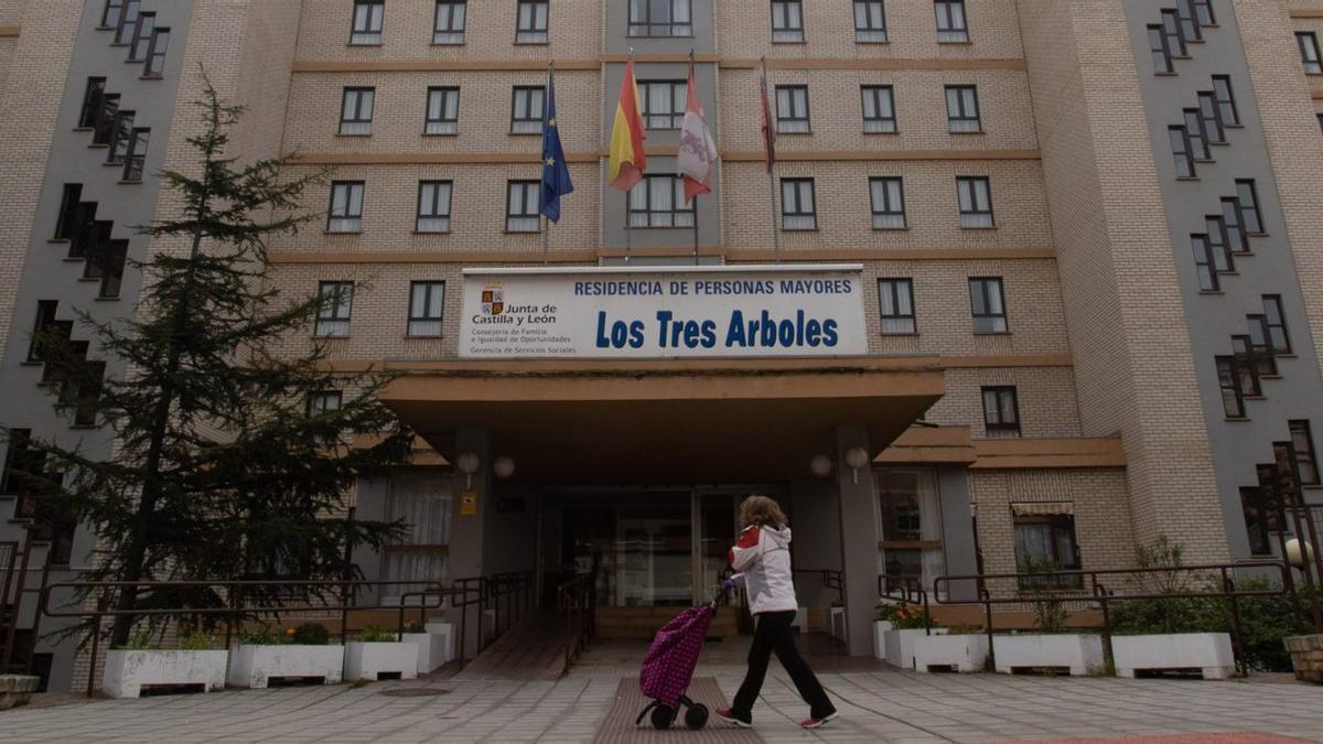Residencia de Los Tres Árboles