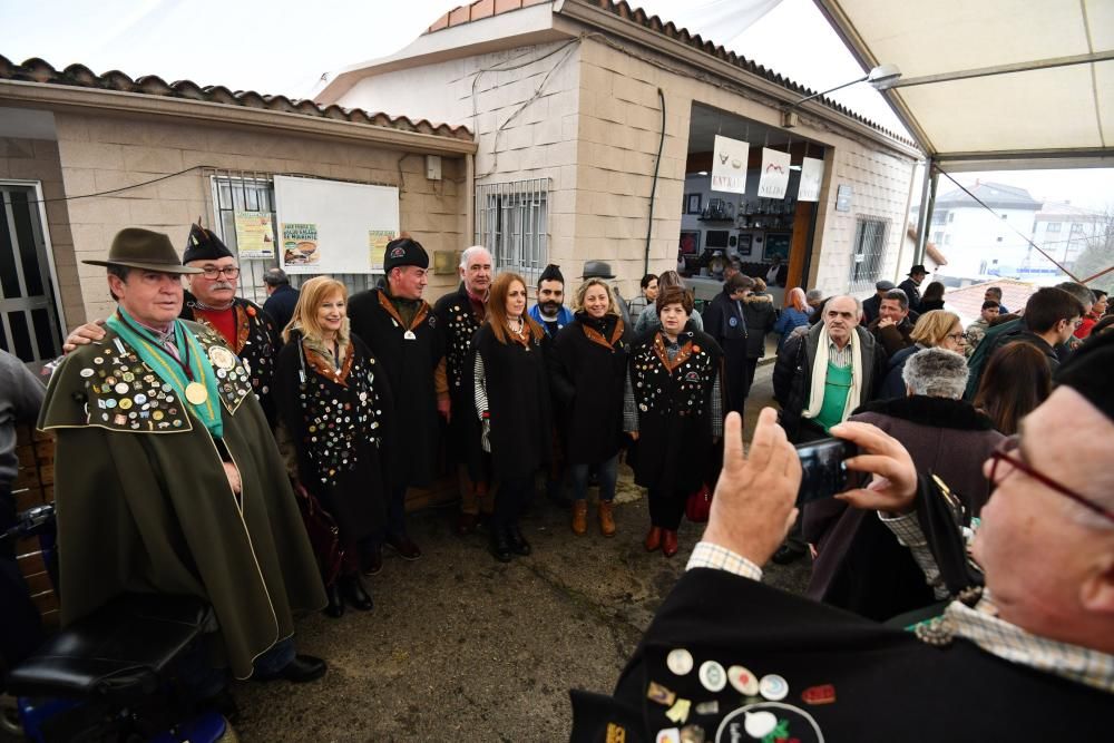 Fiestas gastronómicas en Pontevedra: Mourente se congrega alrededor de una taza de su caldo