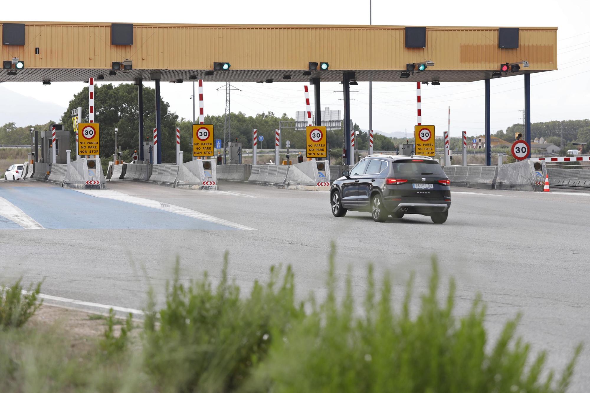 L’«operació tornada» es complica de nou amb cues i trànsit dens a l’AP-7