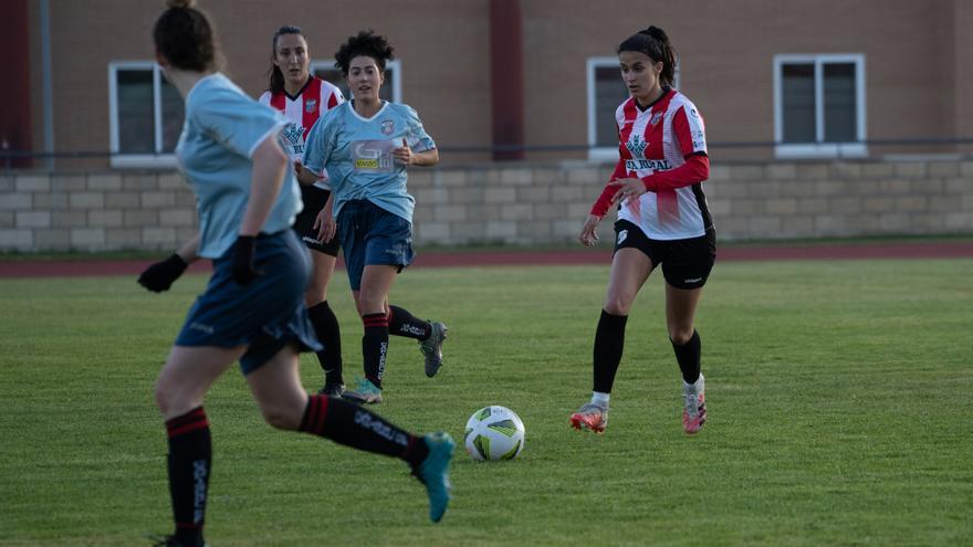 El Caja Rural Zamora Amigos del Duero recupera hoy el partido aplazado frente al Atlético Trobajo