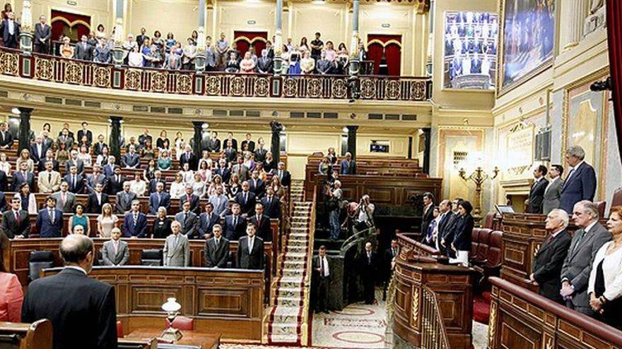 El Congreso homenajea a las víctimas del terrorismo con la ausencia de las principales asociaciones