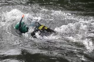 Encuentran el cuerpo de Álex Wang en el río, tras tres días de búsqueda en Taboada