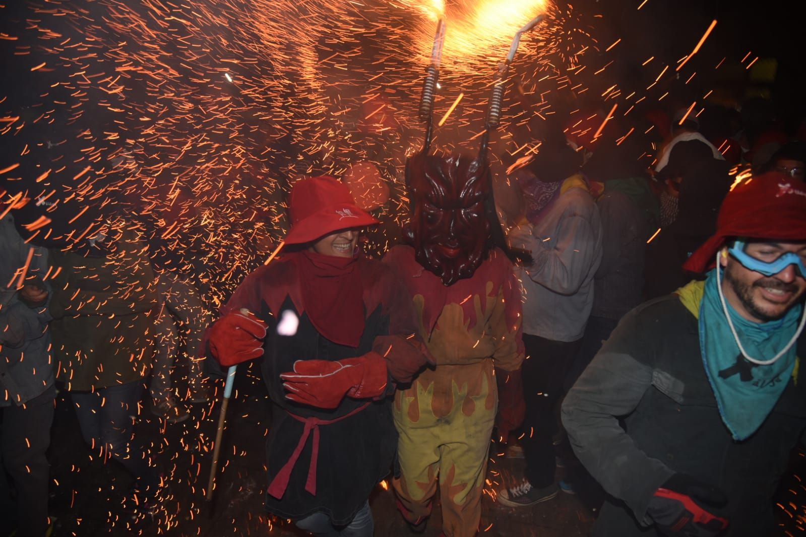 Troba't a les imatges del correfoc de Manresa