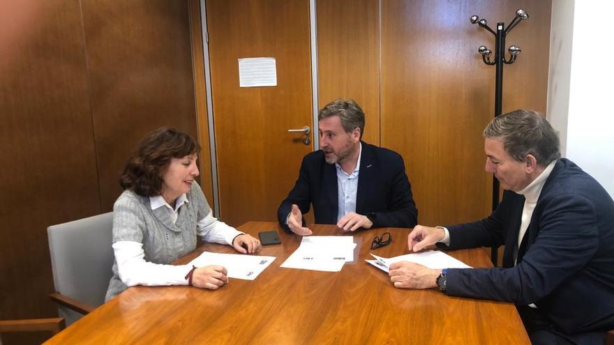 Soro (CHA) recibe a la procuraduría para agilizar la PNL del Reta en Aragón