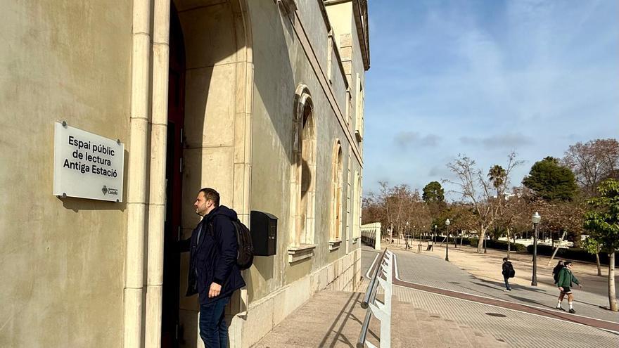 El PSOE denuncia que Carrasco "incumple su promesa electoral de abrir 24 horas al día en época de exámenes las nueve bibliotecas municipales de Castelló"