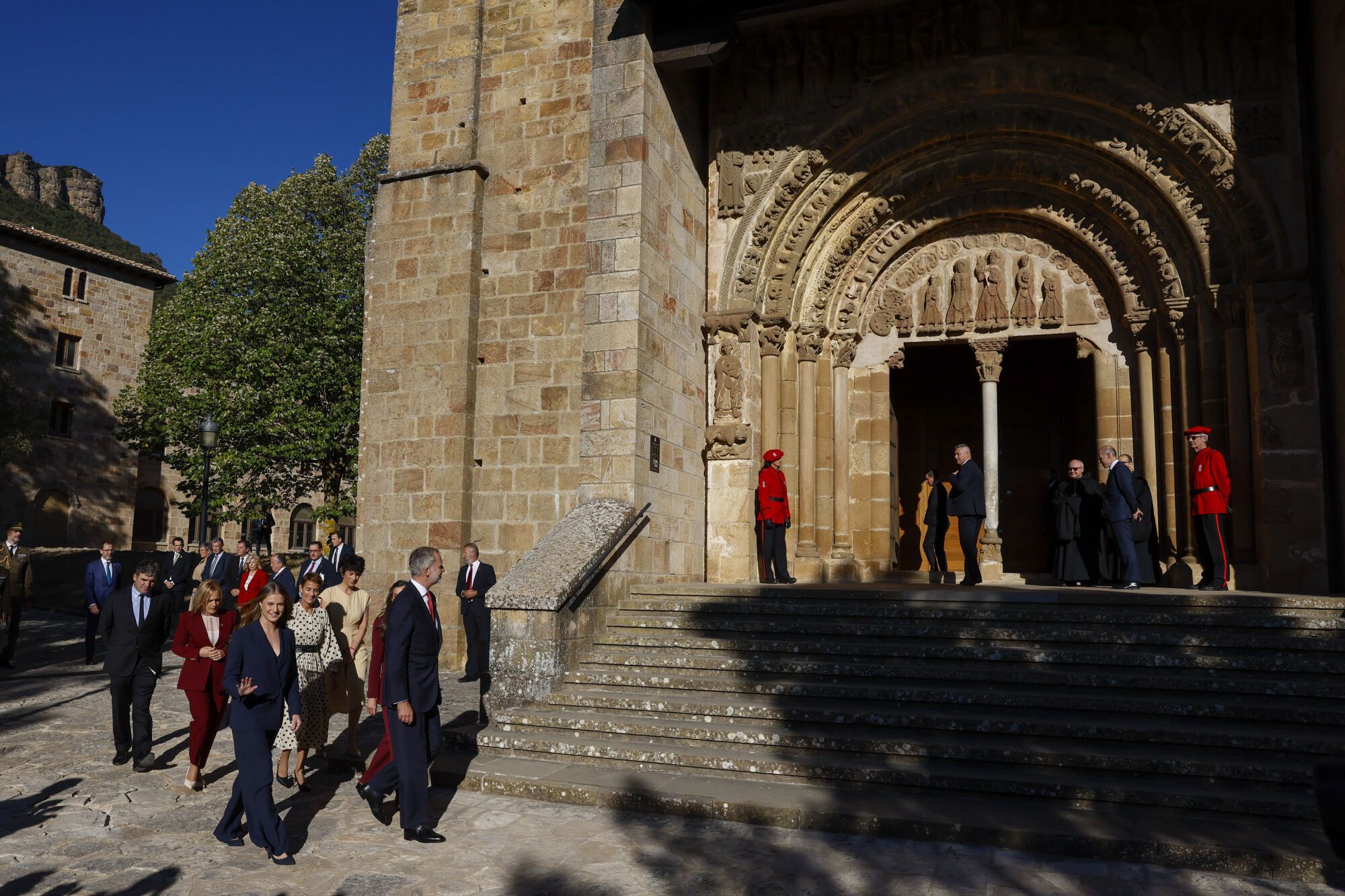 EN IMÁGENES: Leonor se da un baño de multitudes en su estreno como Princesa de Viana