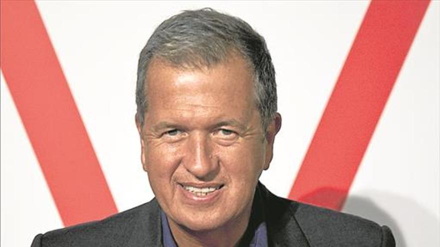 Mario Testino y Bruce Weber, acusados