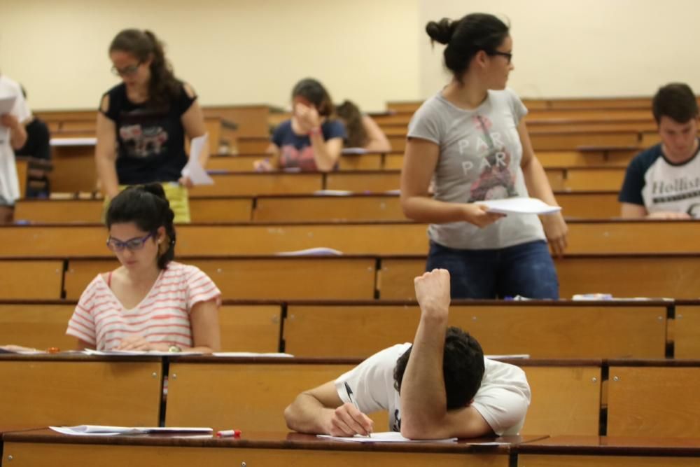 La EBAU se estrena en Málaga para 2.700 alumnos con el examen de Lengua Castellana y absoluta normalidad en las 17 sedes de la provincia