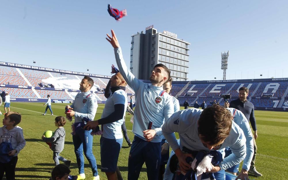 Un millar de granotas, con el Levante por Reyes