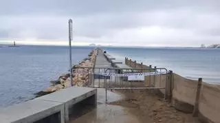 Els primers efectes de la llevantada ja es deixen notar a Girona amb fort onatge, vent i pluja