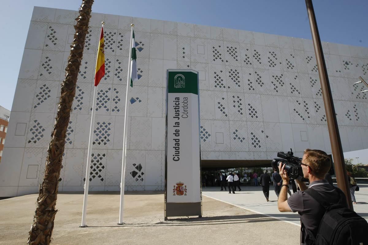 Fotogalería / Visita de Susana Díaz a la Ciudad de la Justicia