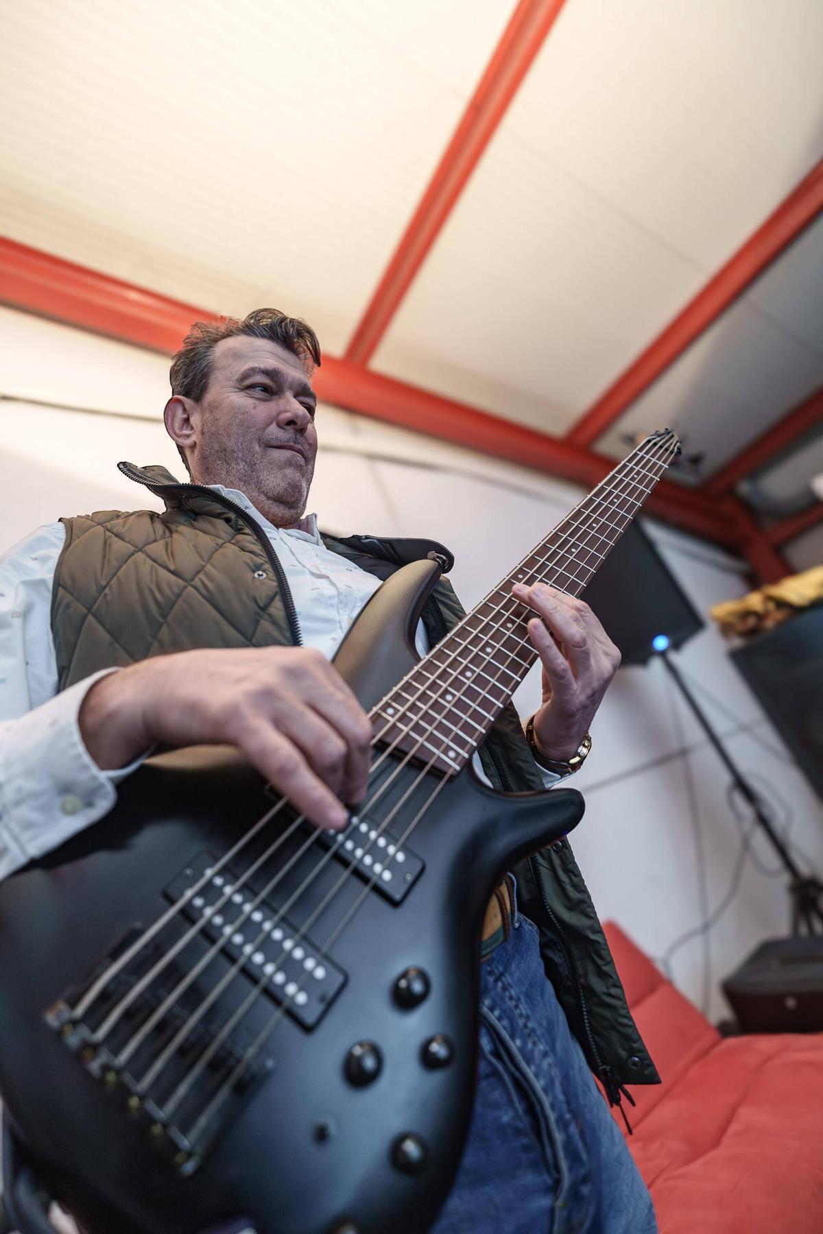 Tres amigos unidos por la música y convertidos en una gran banda.