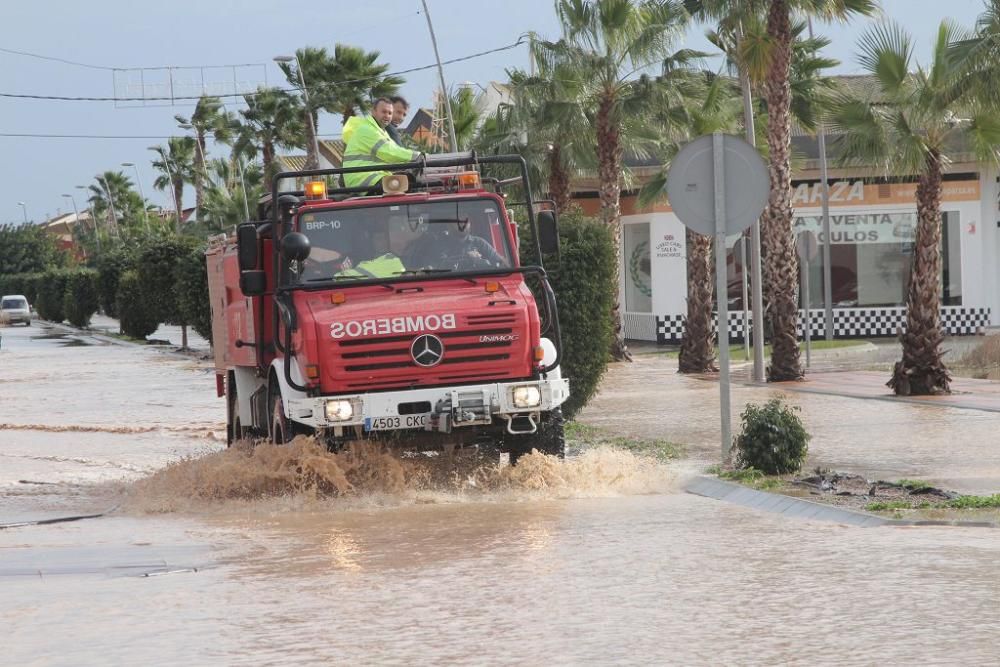 La UME monta su base en Los Alcázares para ayudar