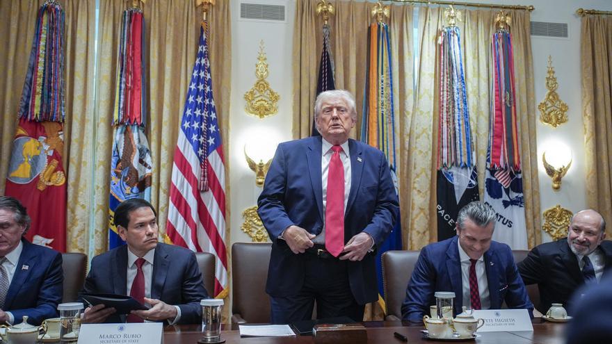 Trump avisa a Europa del riesgo de "desaparición de su civilización" y se ofrece para "corregir" el rumbo de la mano de los "partidos patrióticos"