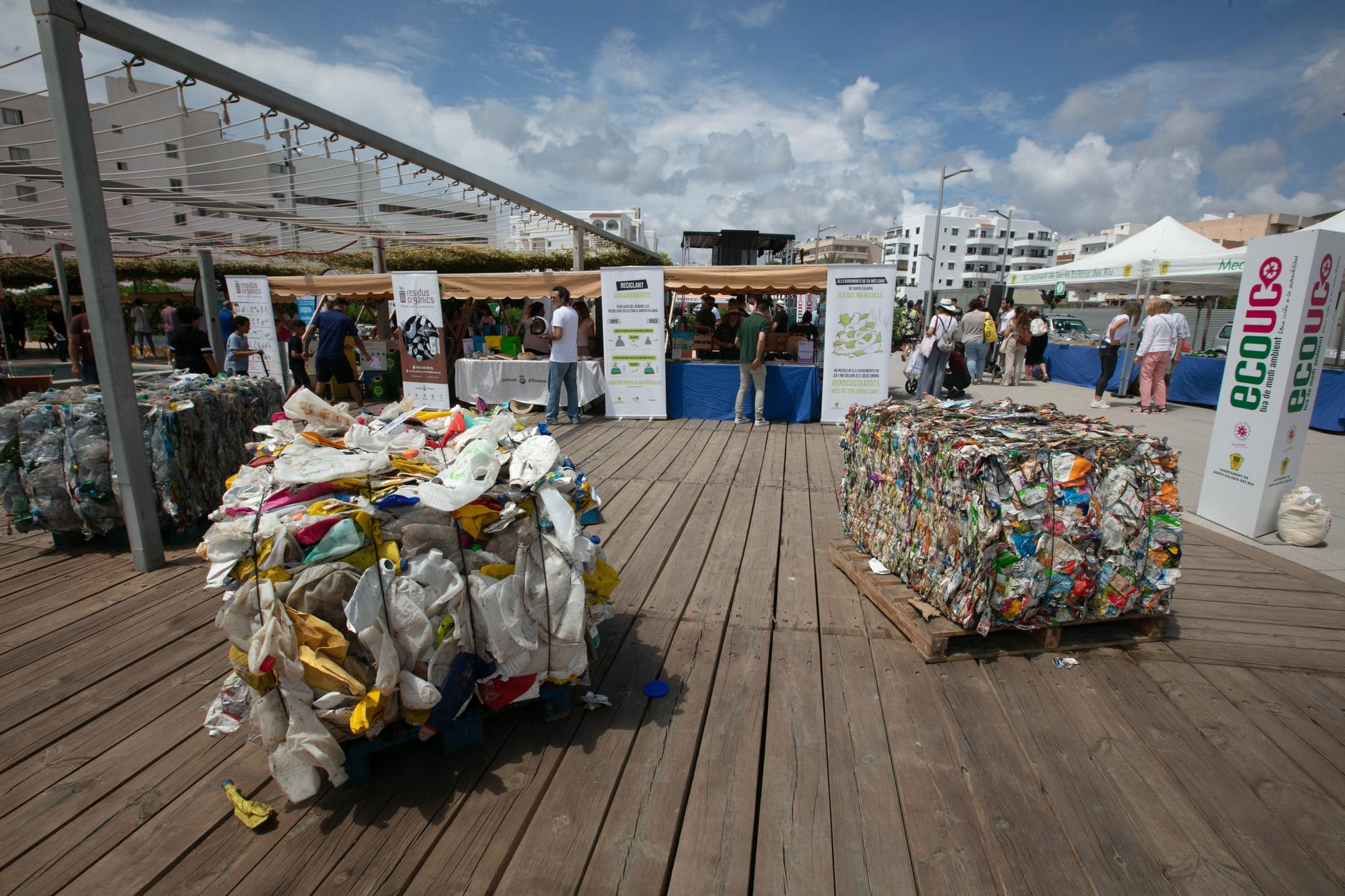 Mira aquí todas las fotos de la feria ECO UC de Santa Eulària