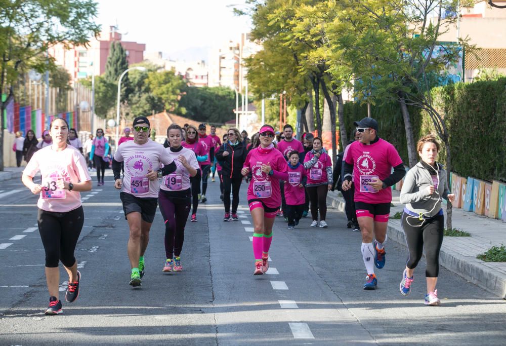 Alicante con la lucha contra el cáncer de mama