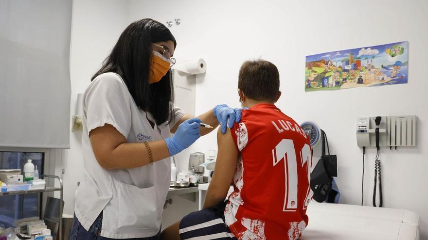La Xunta inicia el lunes la vacunación frente al virus del papiloma humano a los varones de hasta 25 años