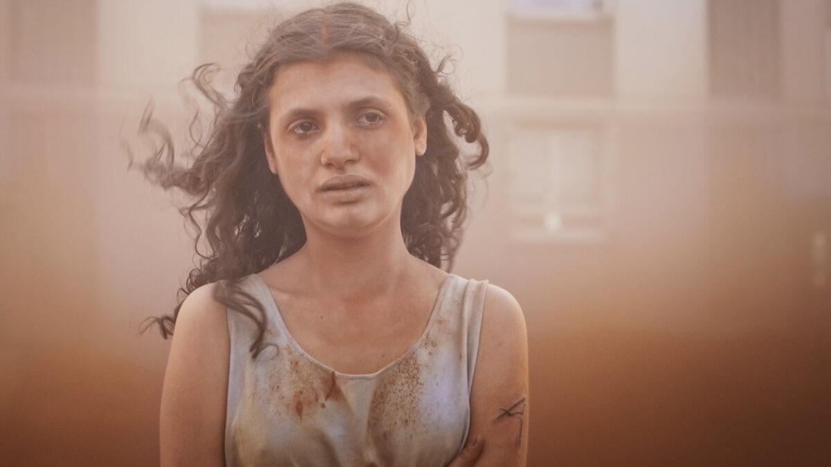 Mélissa Boros (Alpha) en una imagen de 'Alpha', de Julia Ducournau