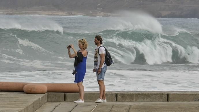 09/11/2018 LAS PALMAS DE GRAN CANARIA. Fuerte ...