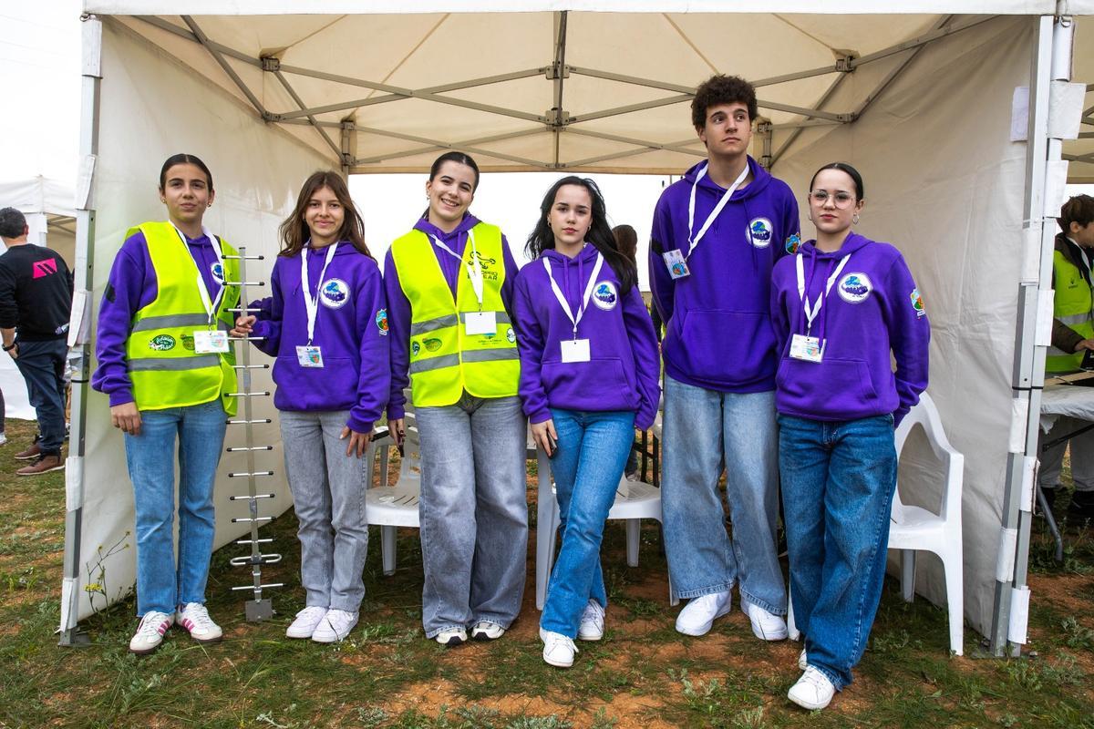 Alumnos de dieciséis institutos de Baleares lanzan sus satélites al cielo en el Desafío CanSat 2025