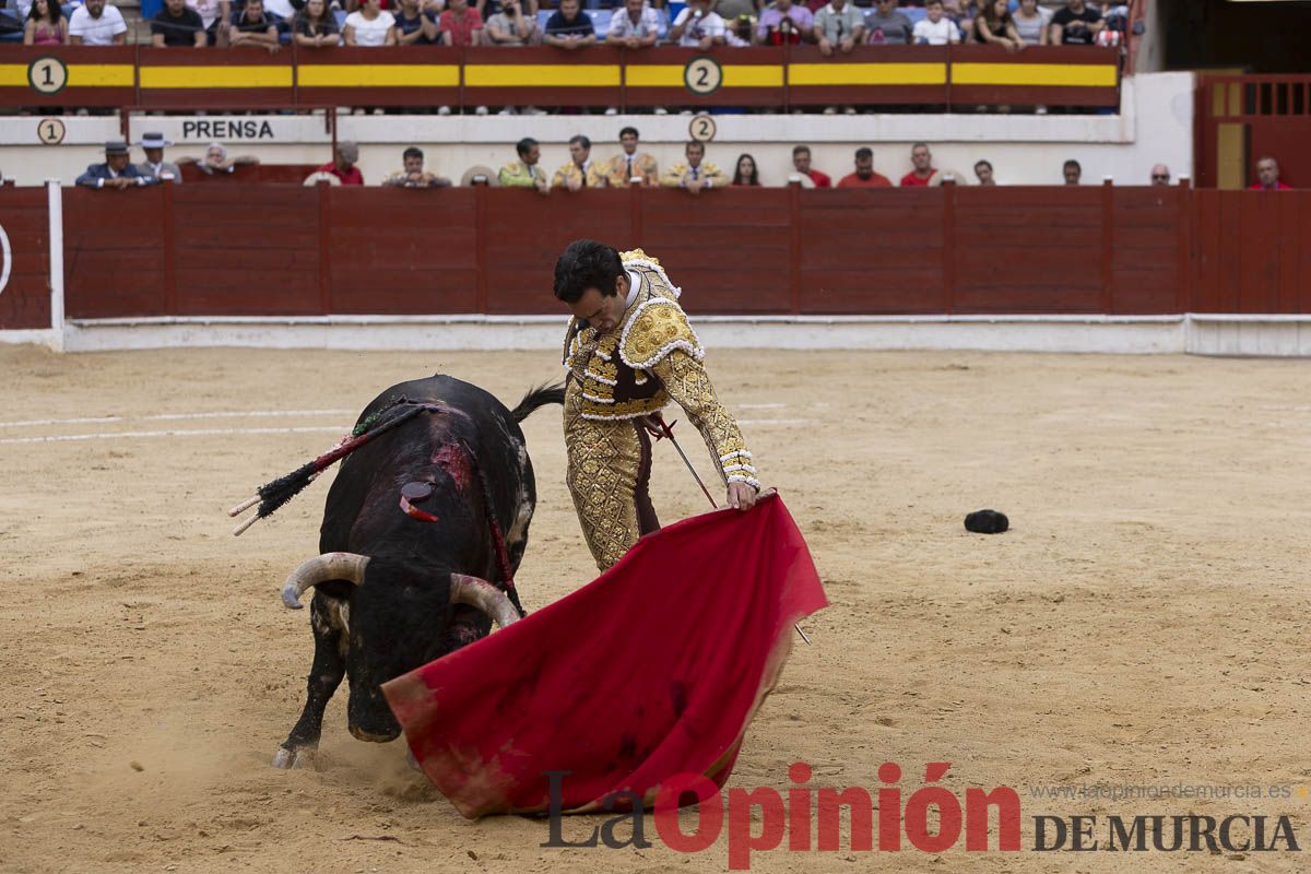 Tarde histórica en Abarán con la alternativa de José María Trigueros y el indulto de Tomás Rufo, junto a Castella salieron a hombros