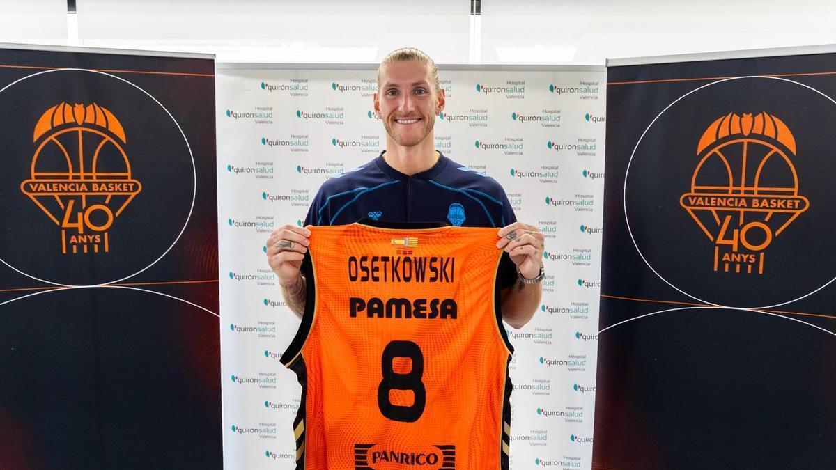 Osetkowski, ambicioso e ilusionado en su presentación con el Valencia Basket