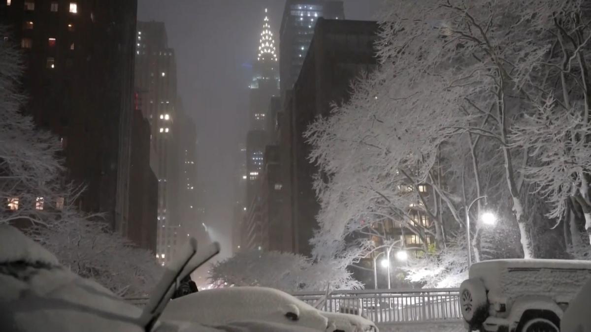 Nueva York, en vilo ante el peor temporal de nieve de la década