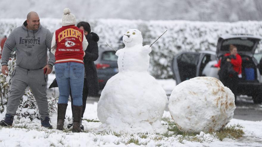 Familias divirtiéndose en Lugo. |  Eliseo Trigo