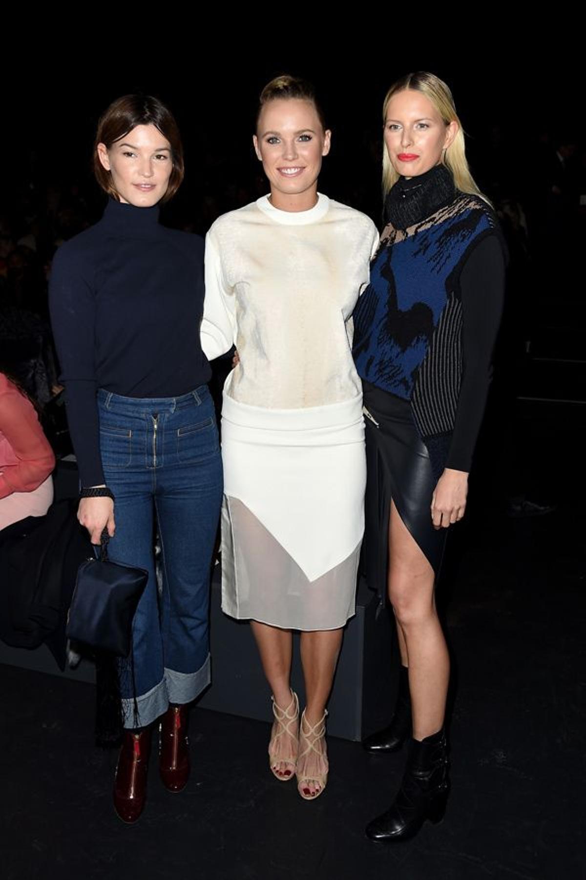 Hanneli Mustaparta, Caroline Wozniacki y Karolina Kurkova en el desfile de Prabal Gurung en Nueva York