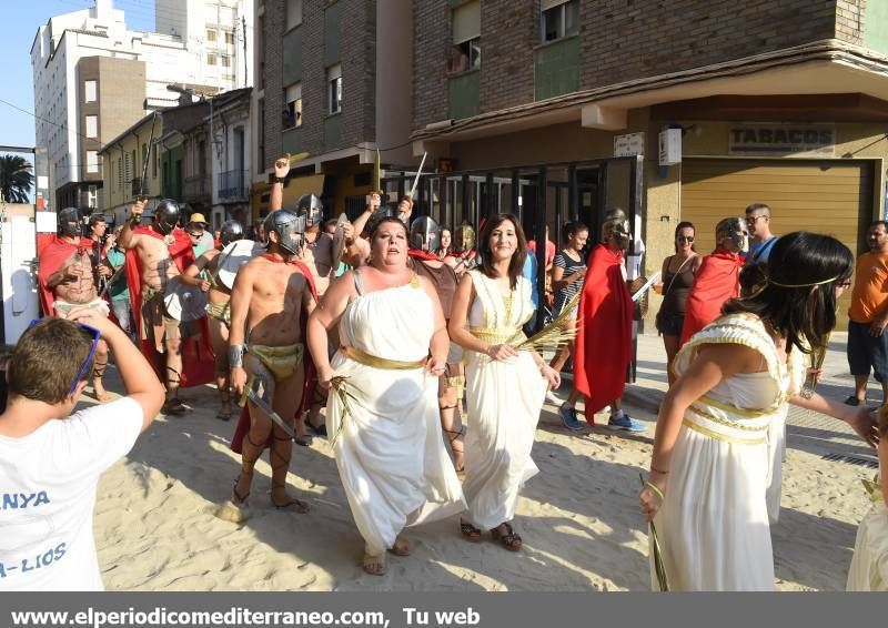 Desfile de peñas y toro fiestas Sant Pere