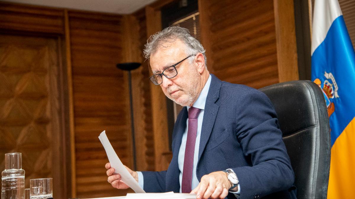 Ángel Víctor Torres durante la presentación del Pacto para la Reactivación Social y Económica de Canarias