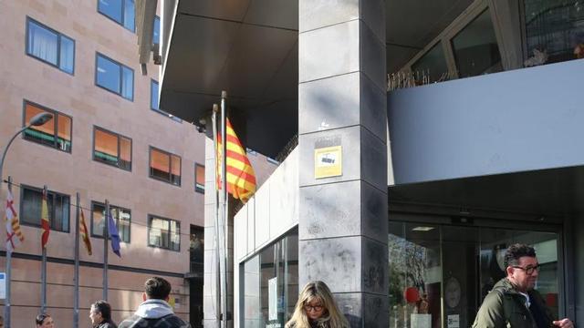 Una oficina d’atenció a la ciutadania de la Generalitat, a Barcelona. | ELIDENDA PONS