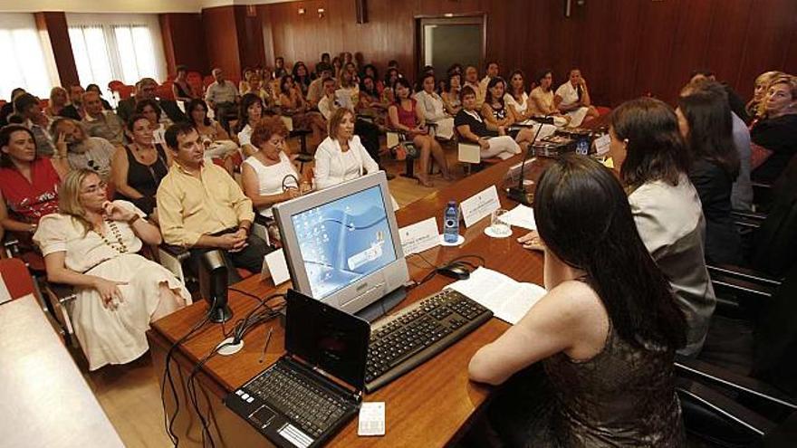 Un momento de la clausura en el Colegio de Abogados del curso para mediadores en divorcios.