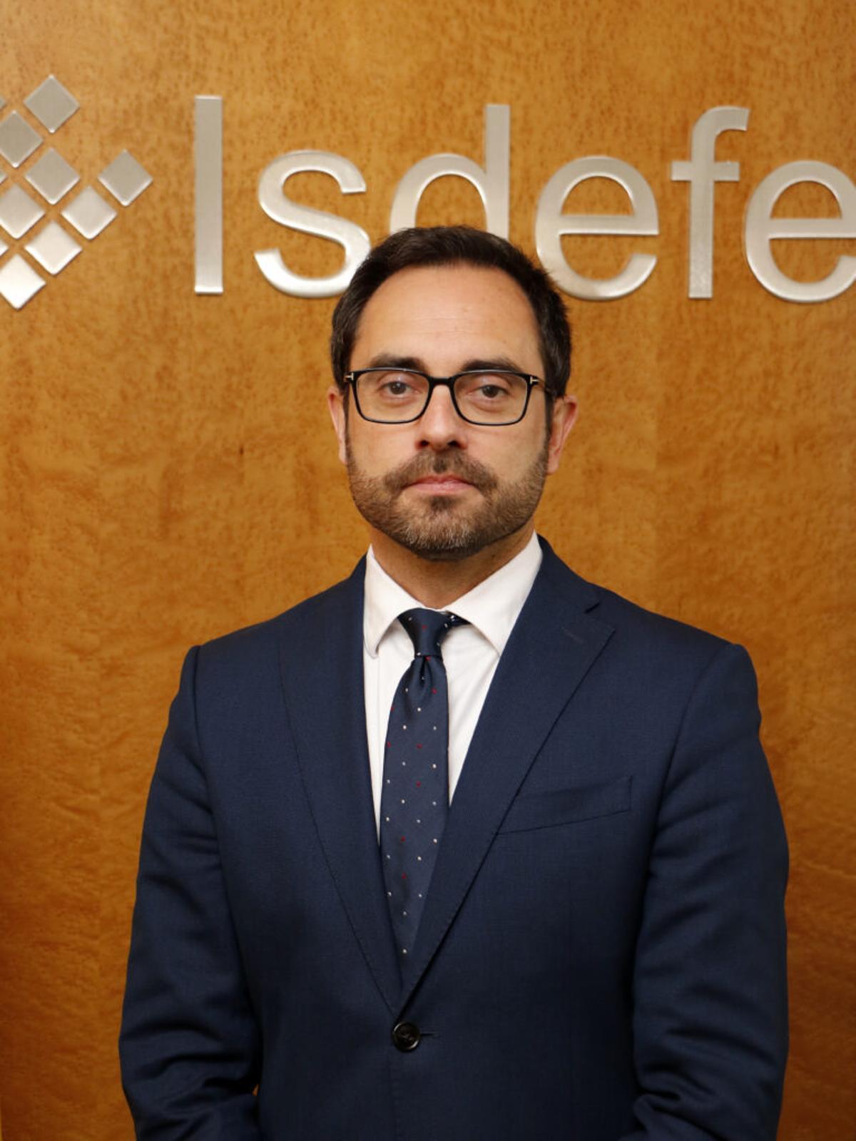 Manuel Cutrín asesoró al Concello de Santiago y la Diputación de Lugo