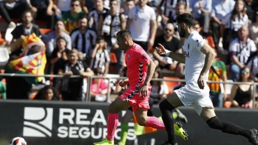 El Castellón se hunde ante el Mestalla y cae a la última posición (1-0)