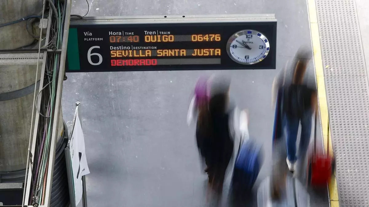 Última hora del robo de cables en los trenes y retrasos en el AVE Madrid-Sevilla, en directo: así puedes reclamar tu dinero si has sido afectado por las cancelaciones