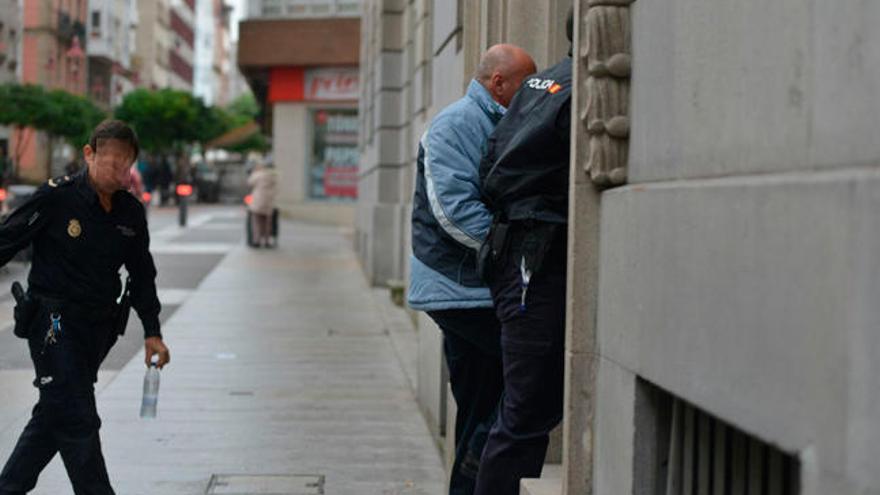 El acusado, a su llegada a la Audiencia. //G. Santos