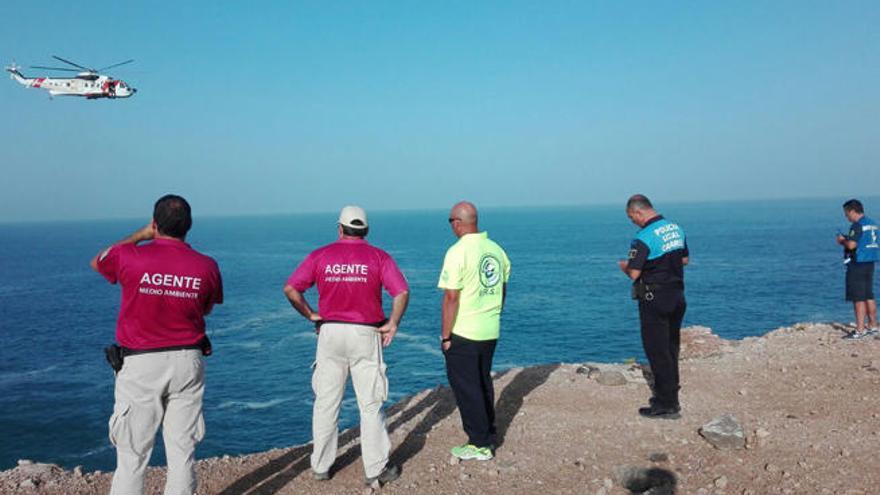 Buscan a un pescador que cayó al mar en Fuerteventura