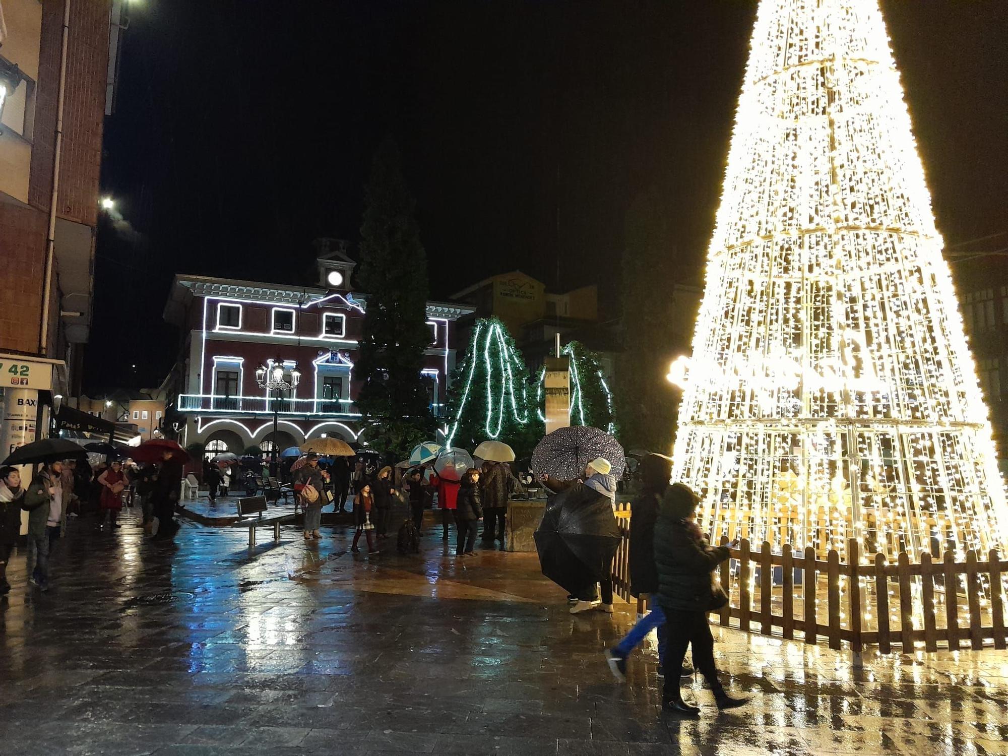 El encendido de las luces de Navidad en Langreo